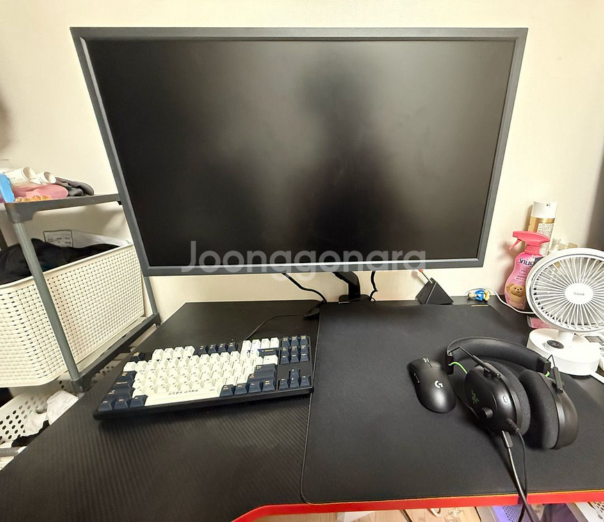 컴퓨터+모니터+주변기기 풀세트로 판매합니다.--1