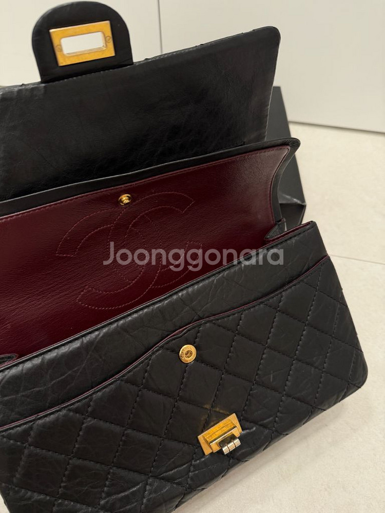 정품 샤넬 빈티지 2.55 블랙 금장 체인백 13번대--7