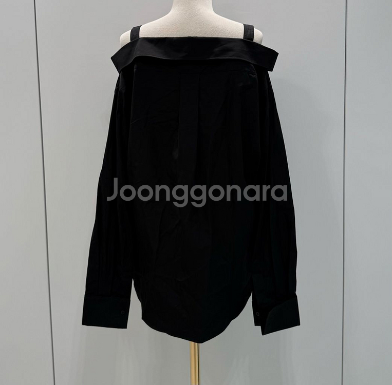 정품 디올 블랙 코튼100 포플린 오프숄더 셔츠 38--1