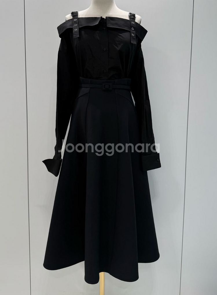 정품 디올 블랙 코튼100 포플린 오프숄더 셔츠 38--4