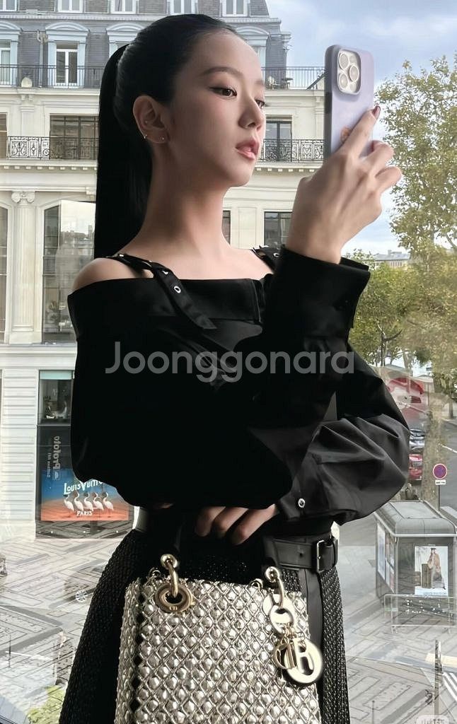 정품 디올 블랙 코튼100 포플린 오프숄더 셔츠 38--7