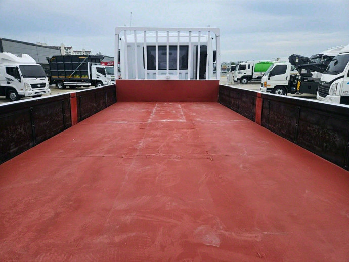 5톤카고트럭 중축 제원 적재함길이 5.4 후축 중고매매 이미지