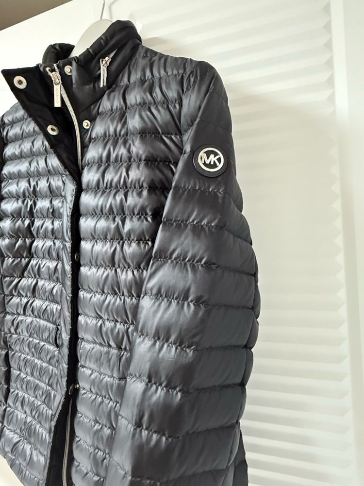 마이클 코어스 여성 경량 패딩 M--9