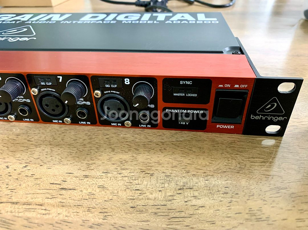 베링거 디지털 오디오 인터페이스 ADA820 판매--2
