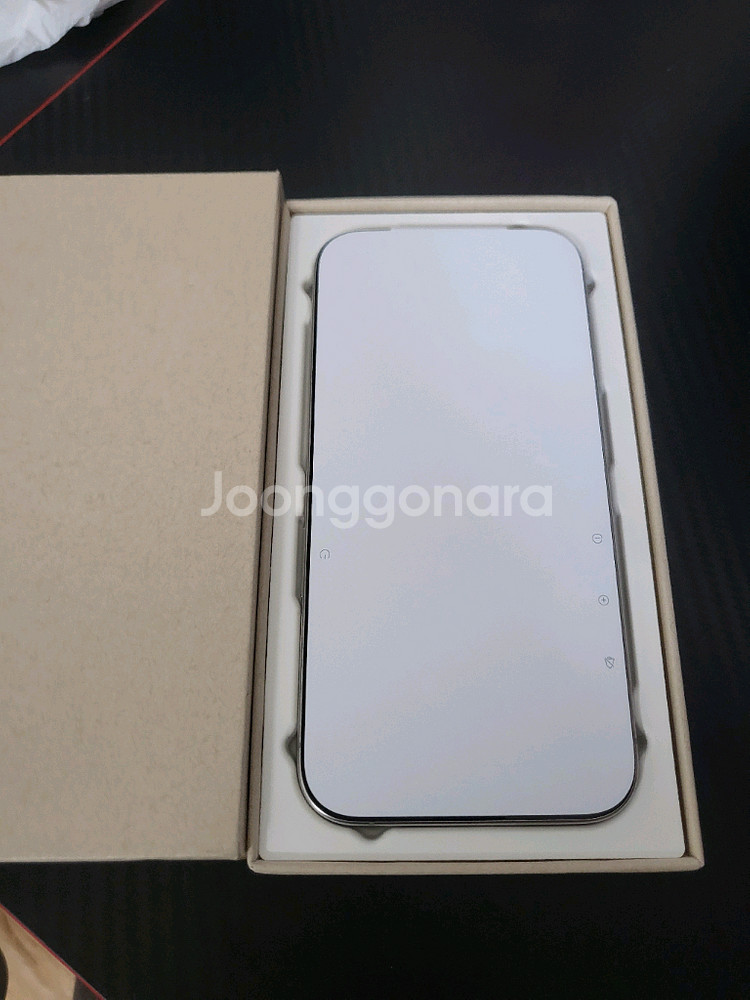 아이폰 15프로 내추럴 티타늄 256gb 리퍼 새제품--2