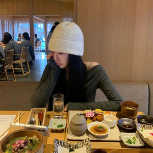 Leeds 리즈 비니 아이보리 새상품