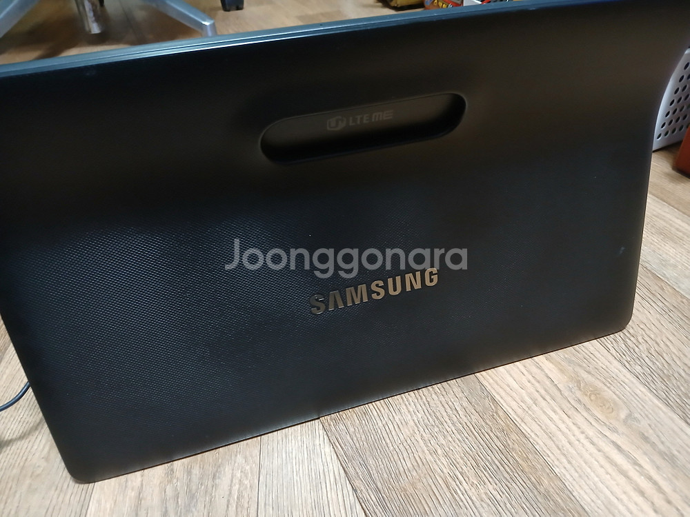 SAMSUNG 갤럭시뷰 32GB 18.4인치 태블릿PC--4