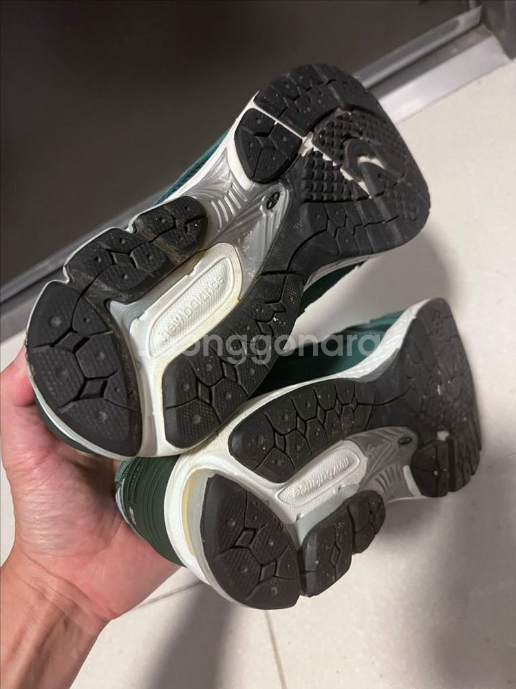 뉴발란스 1906 나이트그린 265 사이즈--2