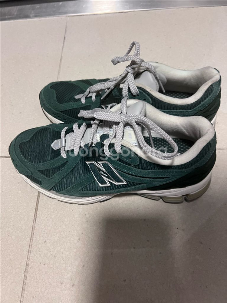 뉴발란스 1906 나이트그린 265 사이즈--1