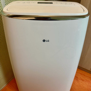 LG 이동식 에어컨 PQ08DBWCN 판매합니다
