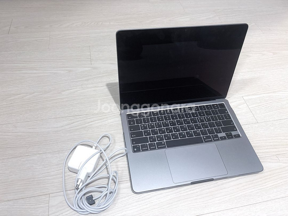 Apple 맥북 에어13 스페이스그레이(거의 새거)--1