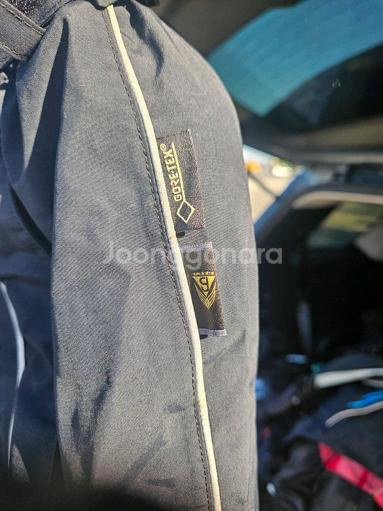 가마가츠고어텍스낚시복--5