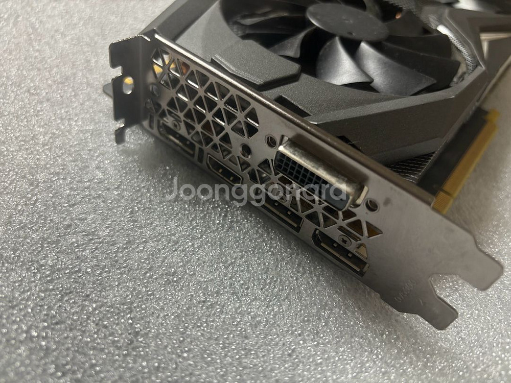 엔비디아 조텍 ZOTAC GTX 1080 AMP! 8G--1