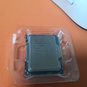개인) i7-14700kf 팝니다.