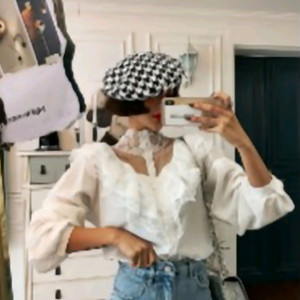 화이트 레이스 블라우스