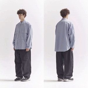 모이프 와이드 유틸리티 셔츠 블루색상 판매