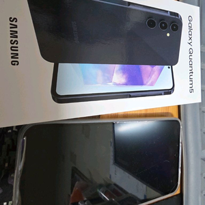 퀀텀5 skt 블랙 풀박스