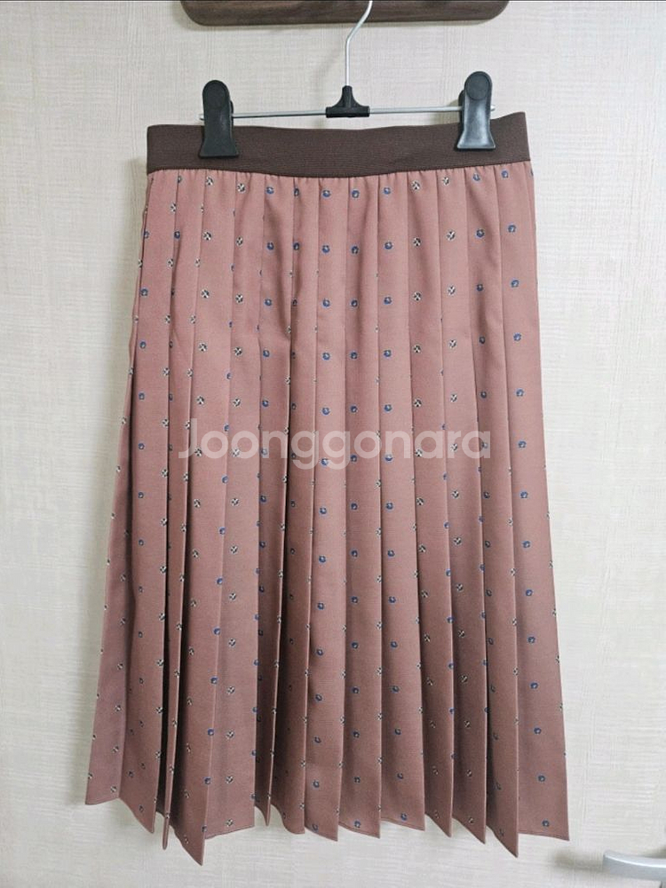 [한섬 SJSJ] *새상품* 패턴 플리츠 스커트--1