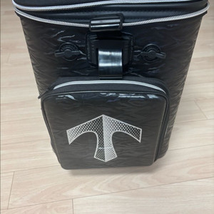 토닉바칸 45 팝니다(살림통.밑밥통)