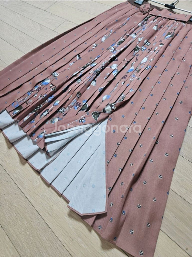 [한섬 SJSJ] *새상품* 패턴 플리츠 스커트--5