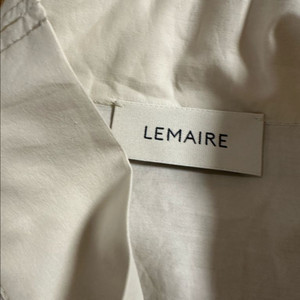 르메르 에스콧 블라우스