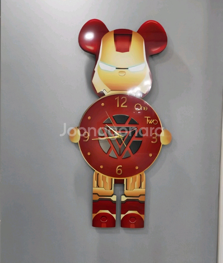 (새제품) 베어브릭 아이언맨 인테리어 벽시계--0