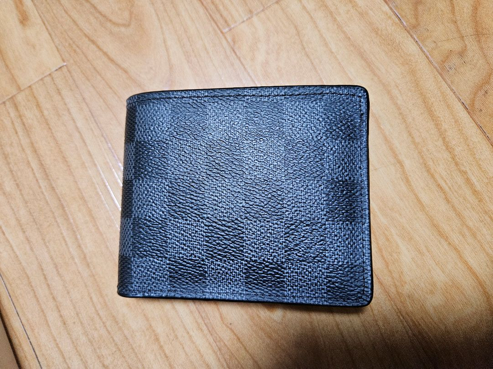 루이비통 남성반지갑 이미지