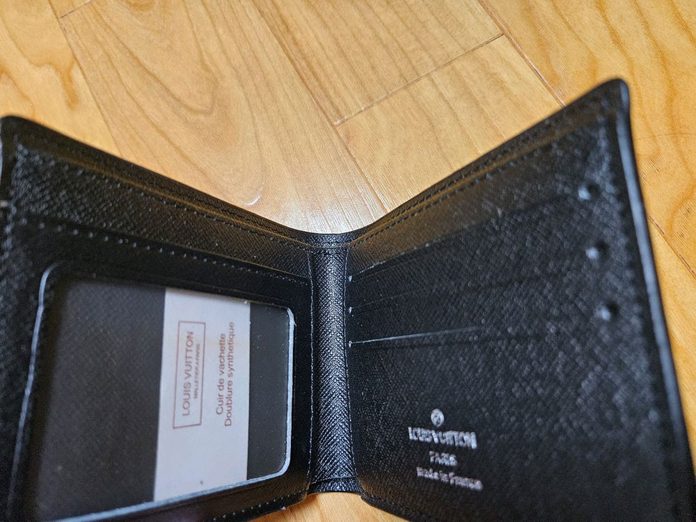 루이비통 남성반지갑 이미지