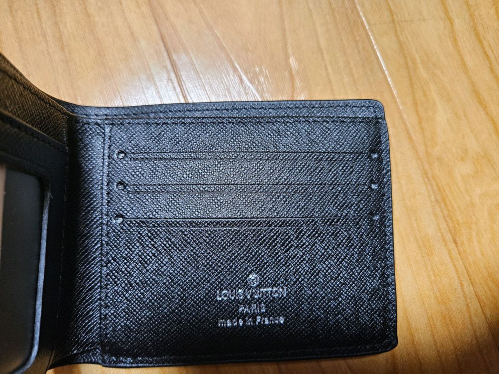 루이비통 남성반지갑 이미지