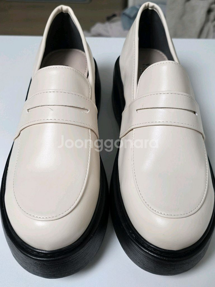 아이보리 로퍼 245 새상품--4