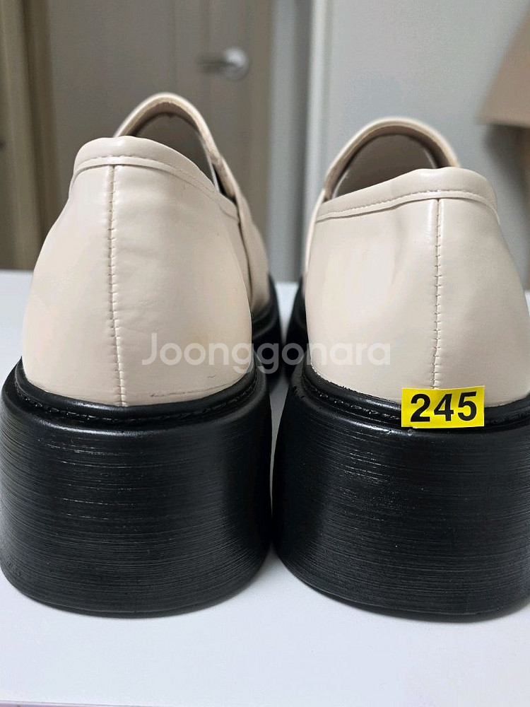 아이보리 로퍼 245 새상품--5