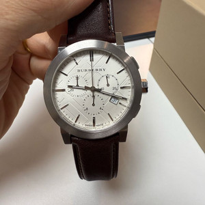 버버리 시계 남성용 더시티 크로노그래프 42mm