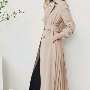 더아이잗컬렉션 핑크트렌치코트