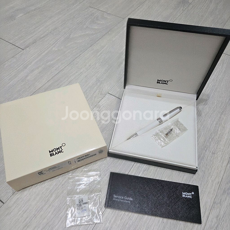 닙 몽블랑 마이스터스튁 화이트 솔리테어 만년필 EF--0