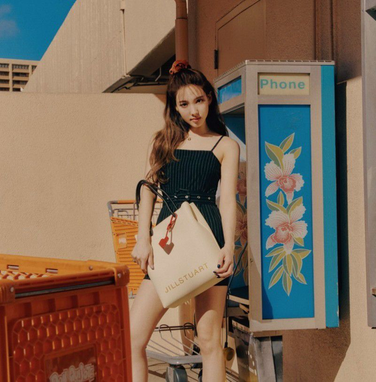 질스튜어트 하트참 쇼퍼백 가방 아이보리 이미지