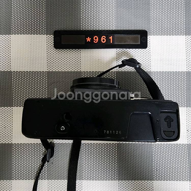 코니카 C35 AF 필름카메라--3