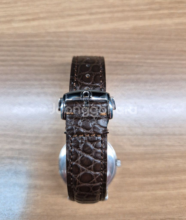 오메가 빈티지 씨마스터 36mm 쿼츠 드레스워치 판매합--4