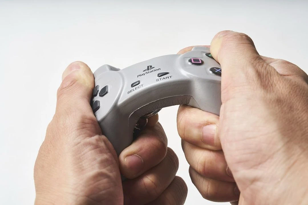 PS1 지갑 & 패드 키링 이미지