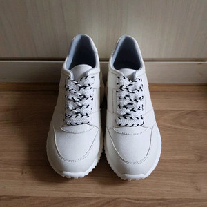 프리미엄 운동화