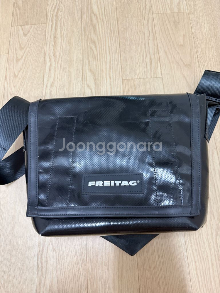 프라이탁 F11 라씨 올블랙 팝니다--0