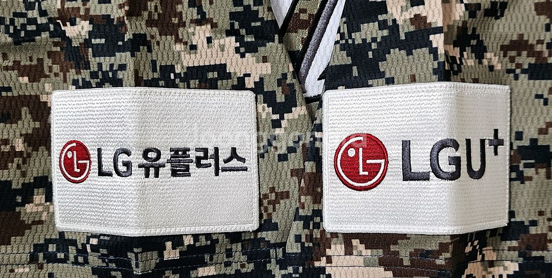 LG트윈스 데상트 2016 밀리터리 지급용 유니폼--2