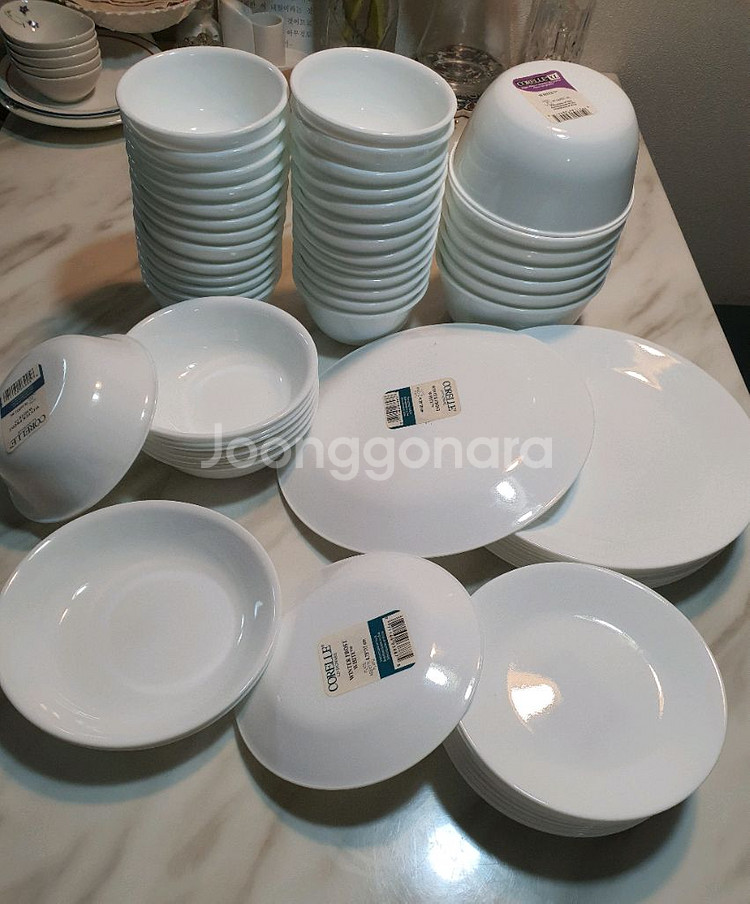 코렐 화이트 미사용 보관용(새것) 개당값--4