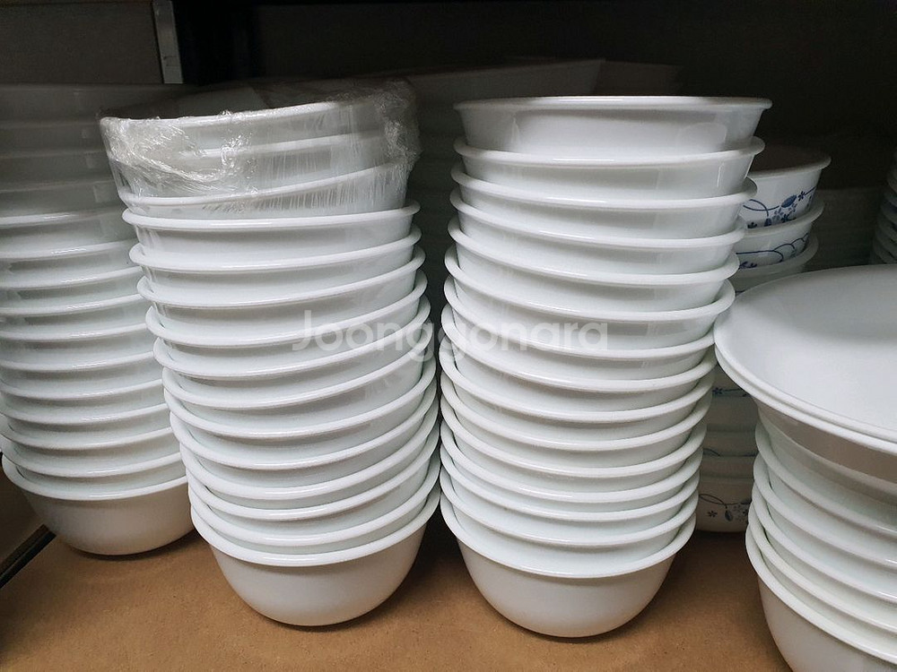 코렐 화이트 미사용 보관용(새것) 개당값--5