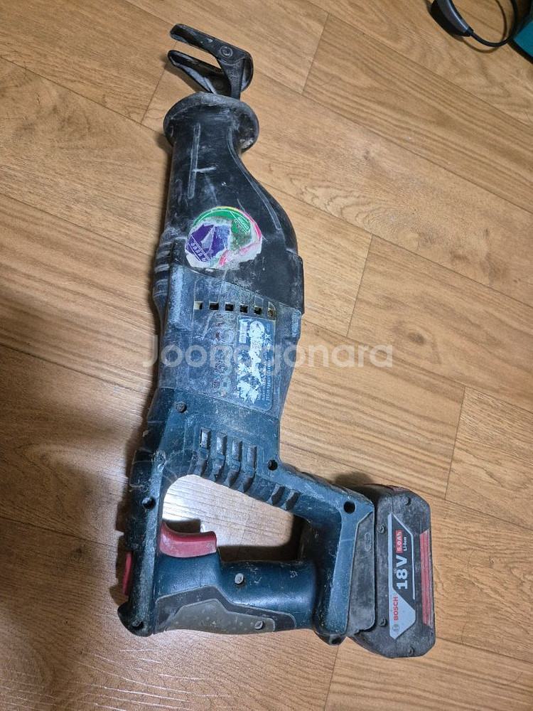 보쉬 컷소 중고 충전 무선 공구--1