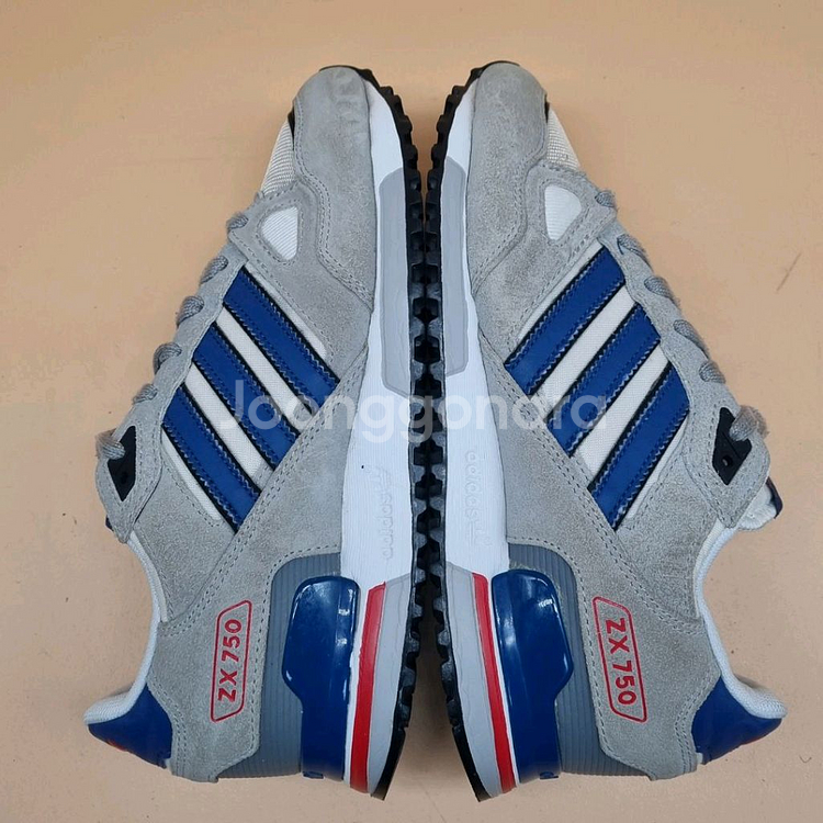 아디다스 ZX750 운동화 235--4