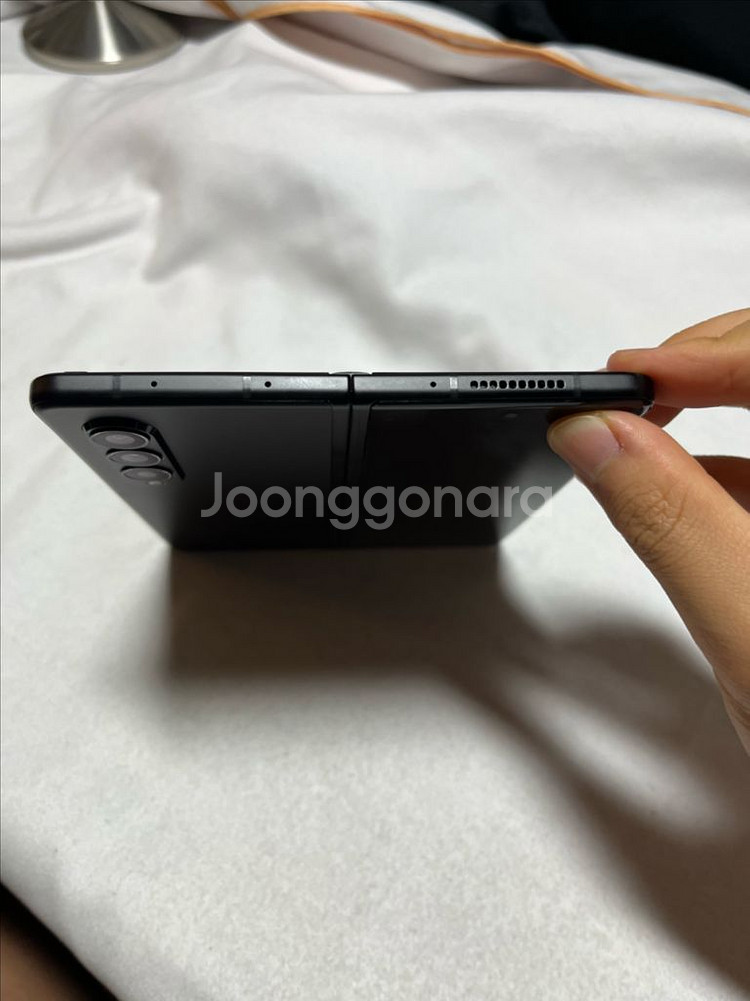 갤럭시 Z 폴드3 256GB 블랙 A급 판매합니다--1