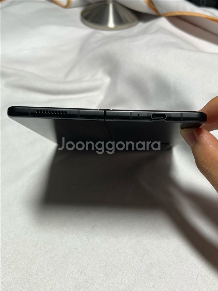 갤럭시 Z 폴드3 256GB 블랙 A급 판매합니다--3