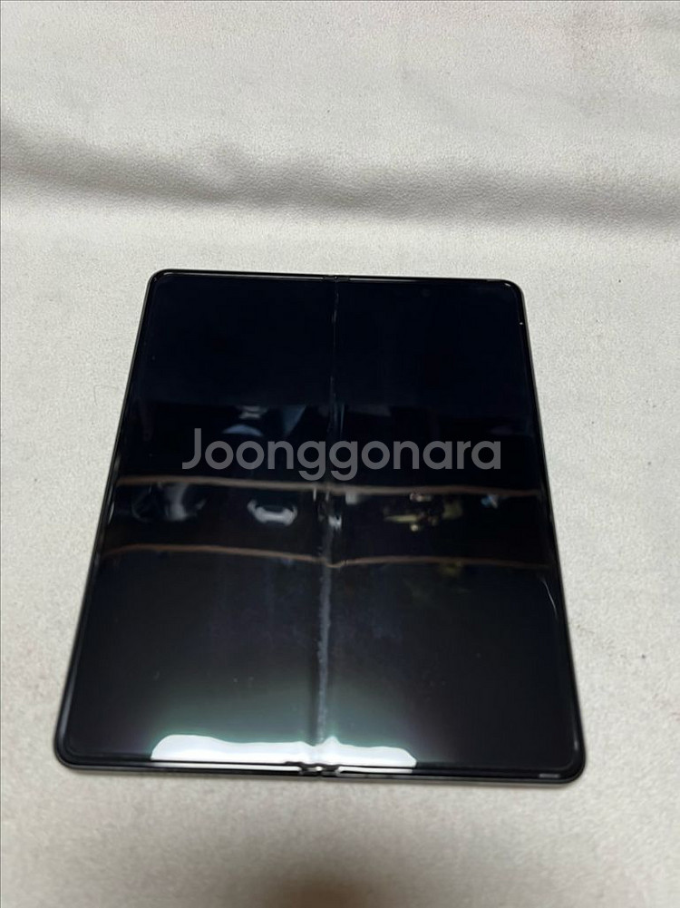 갤럭시 Z 폴드3 256GB 블랙 A급 판매합니다--6