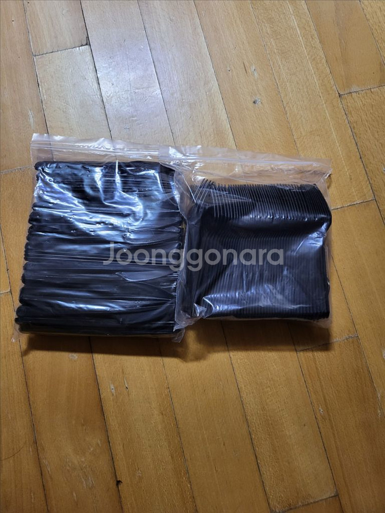 일회용 포크 1300 일회용 나이프 1200개--0
