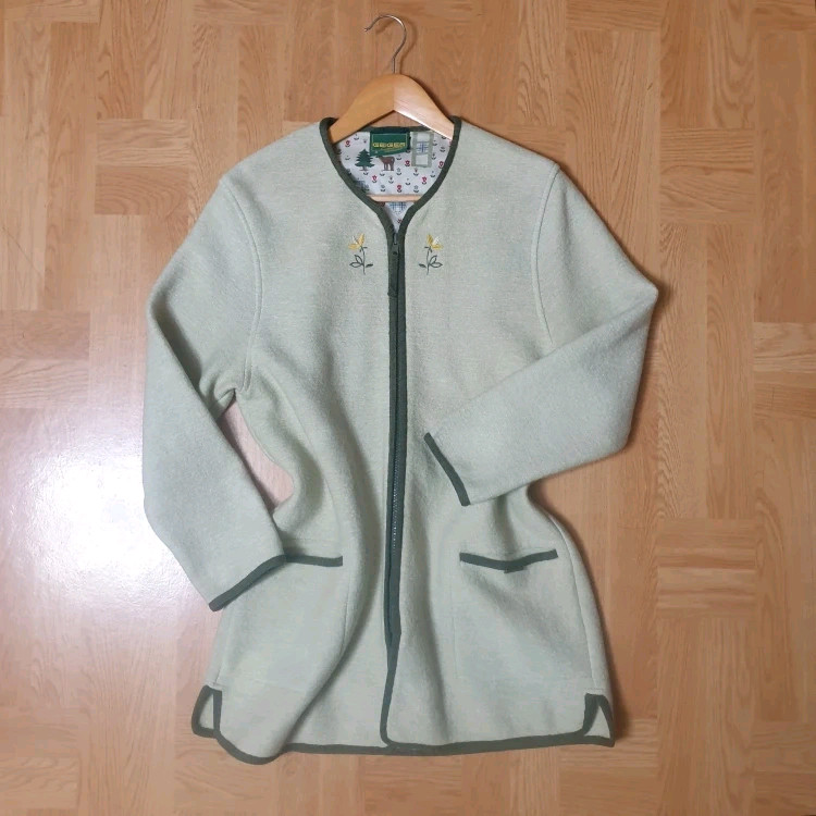 GEIGER 가이거 퀼트라이닝 플라워자수 집업 코트--1